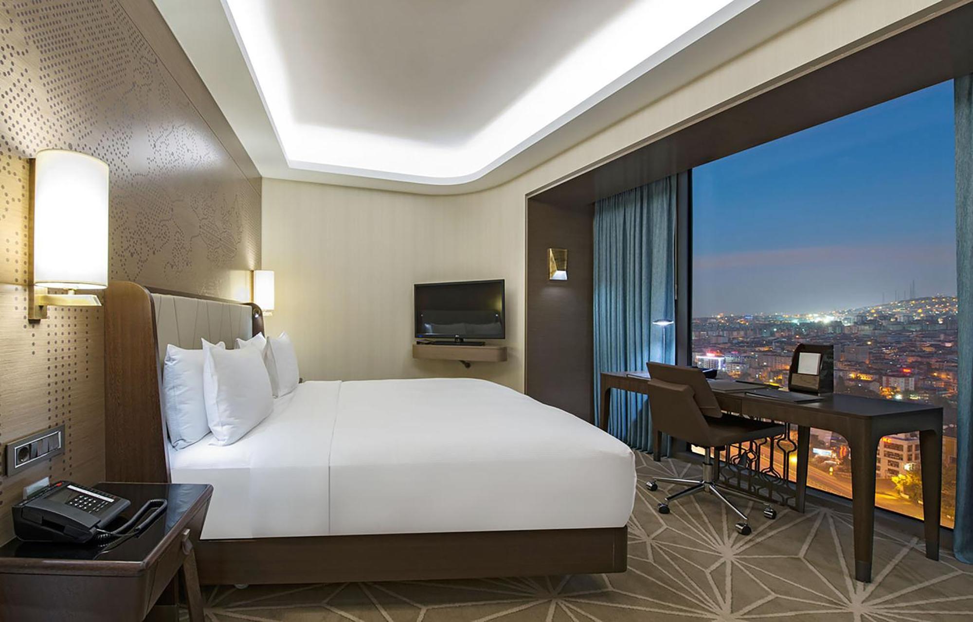 Hilton Istanbul Kozyatagi Hotel Exterior foto