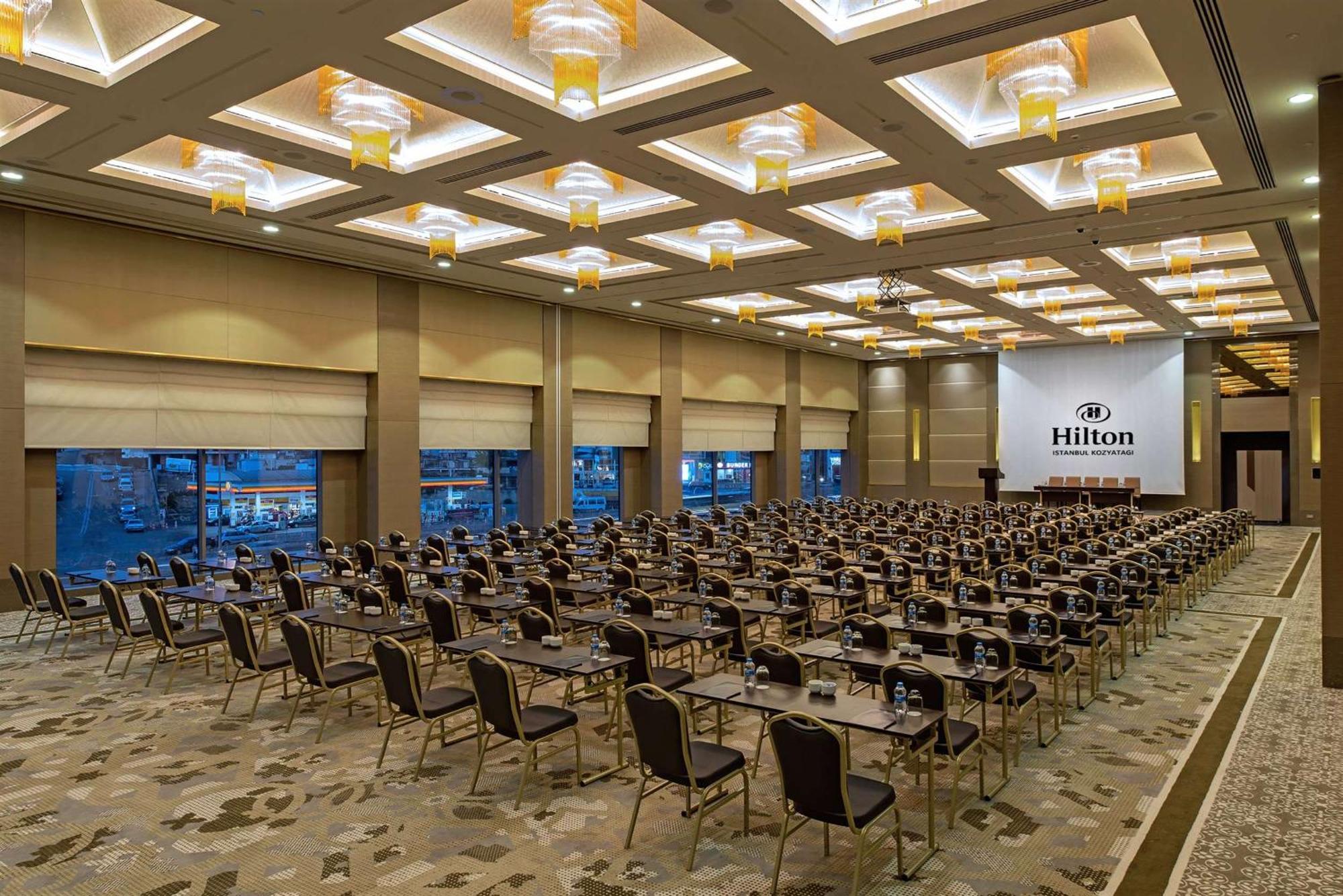 Hilton Istanbul Kozyatagi Hotel Exterior foto