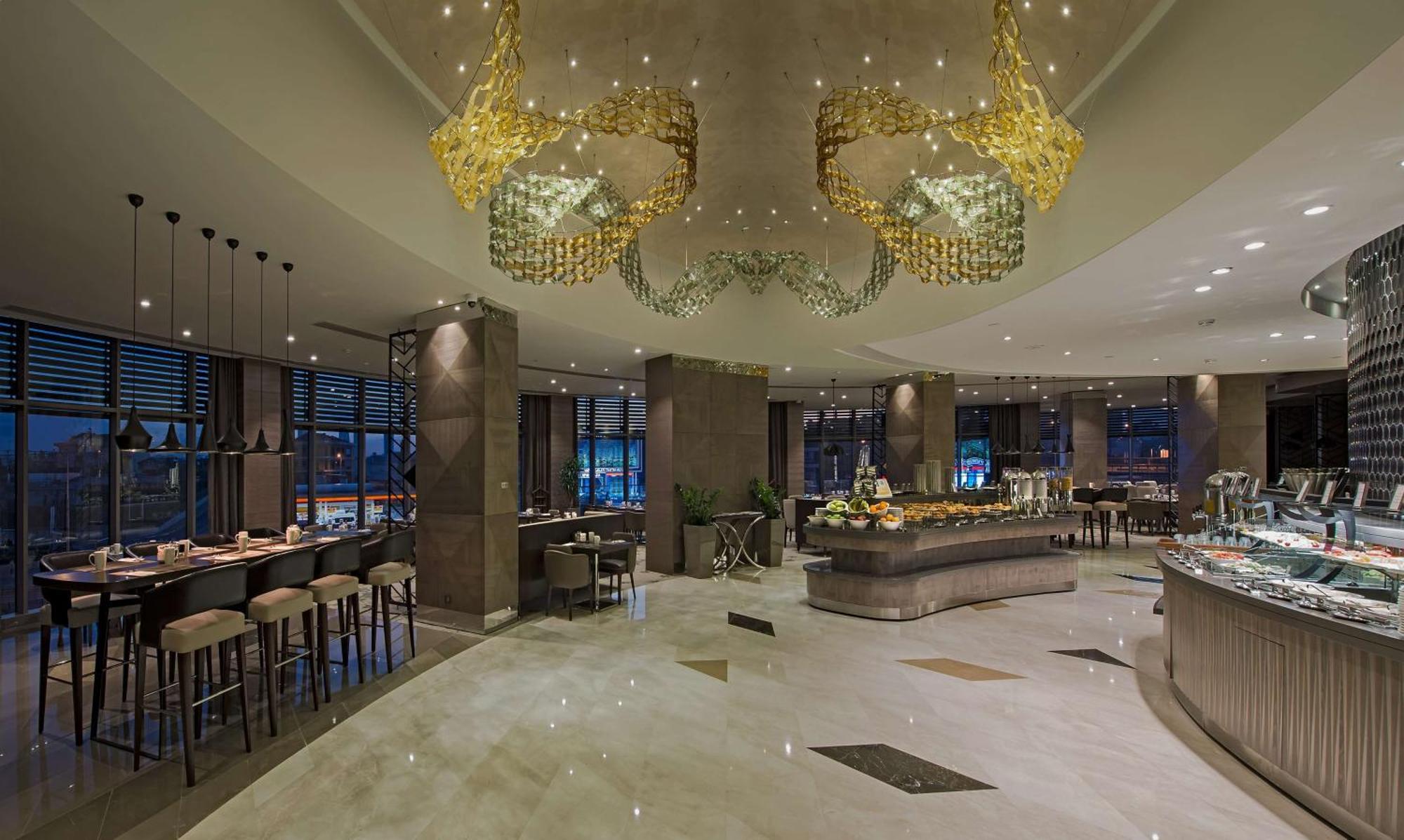 Hilton Istanbul Kozyatagi Hotel Exterior foto